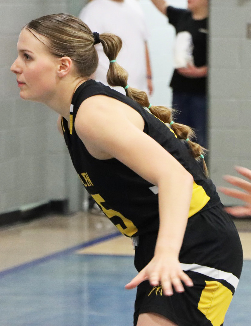 Brynne McCully plays defense at South Loup. Sue Licking