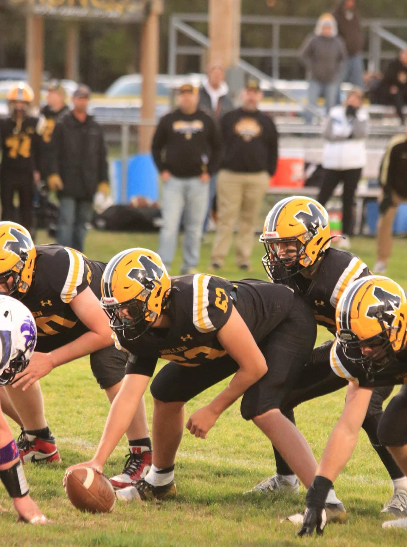 Senior Jarren Forsen ready to snap the ball to freshman quarterback Ben Werner. Carolee Brown