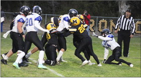 South Loup defeats Broncos at home