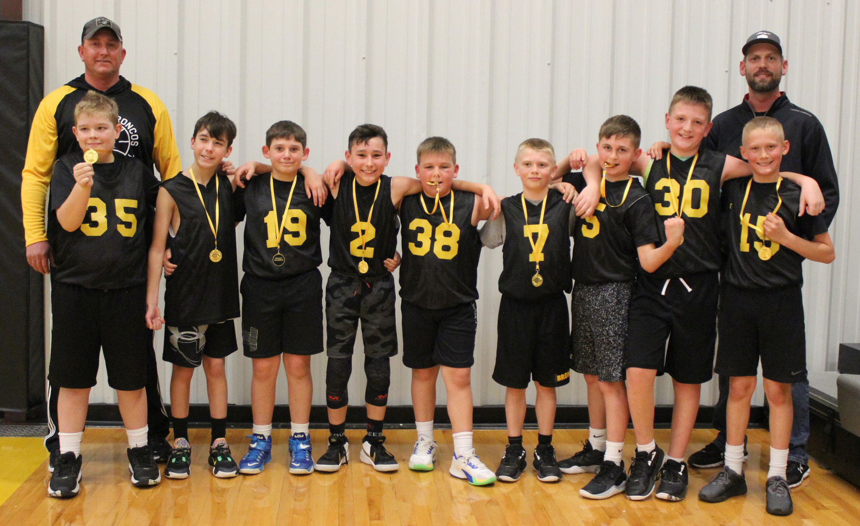 5th/6th grade boys champions, going 6-0, l-r: Coach Clint Burney, Collin Donohoe, Brandt Mundorf, Colin Connealy, Gunner Brown, Carson Hegland, Weston Ourada, Bronx Burney, Hayden Deibler, Teal Peterson, Coach Garrett Ourada. Gerri Peterson