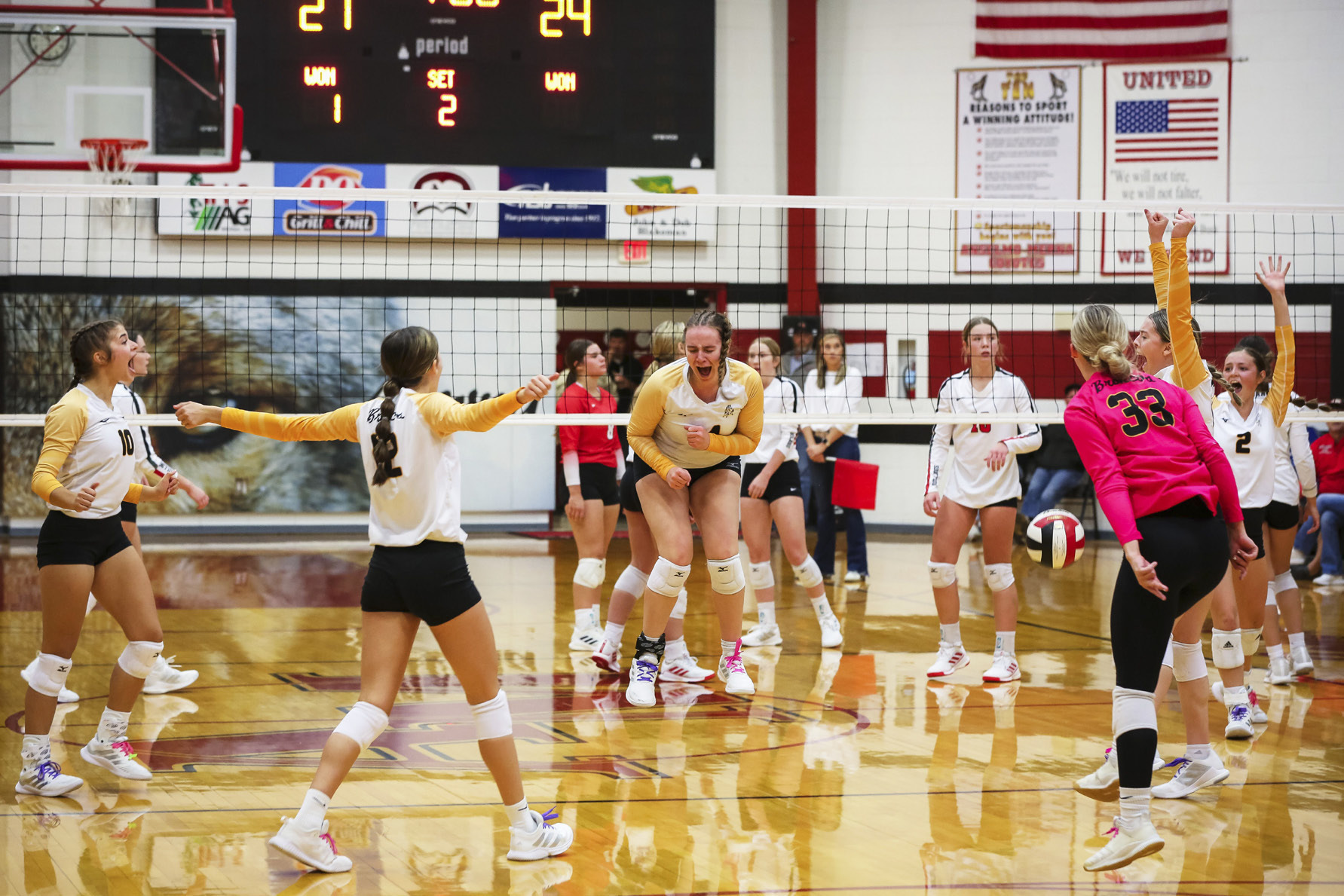 Celebrating a Jadyn Andersen kill at the Anselmo-Merna Tournament, l-r: Ella Rice, Allie Boyer, Andersen, Erika Massey, Izzy Hoyt and Kalli Licking. Megan Andersen