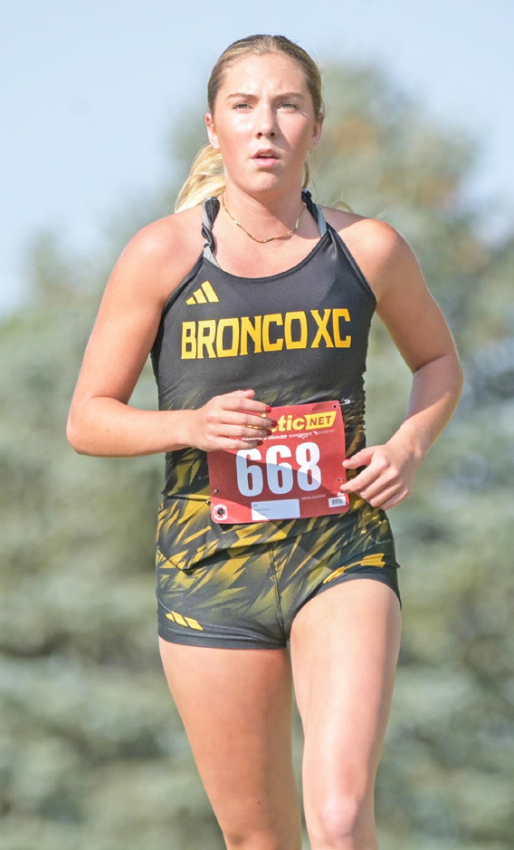Peyton Paxton competing last week in Imperial. Prep Running Nerd