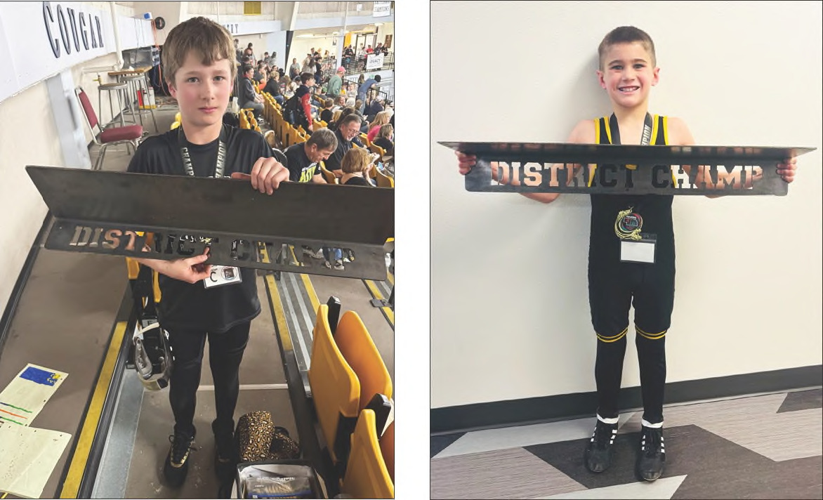 Among the state qualifiers for Mullen are District champions Cylas Dent (left) and Tru Mundorf. courtesy photos
