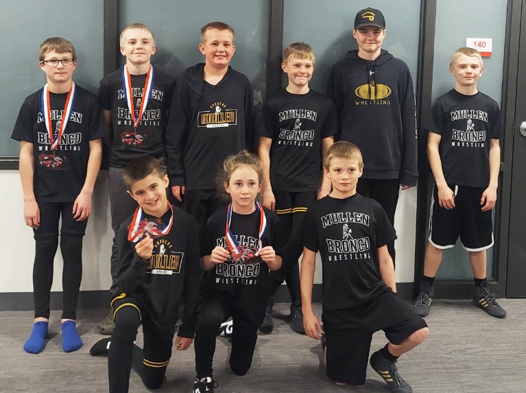 Back, l-r: Cylas Dent, Jedd Kraus, Caleb Deibler, Gus Wingebach, Justin Kraus, Weston Ourada. Front: Tru Mundorf, Dailie Dent, Ryden Ourada. Steven Dent