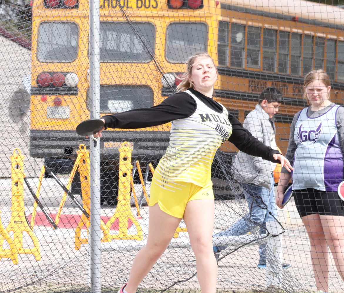 Keragan Welch competing in the discus last week.