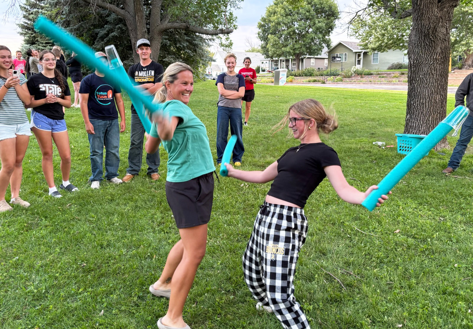 The Mullen TeamMates Chapter held their kickoff BBQ on Monday, Aug. 24, where one of the games played was trying to knock your partner’s cup off with a pool noodle! Gerri Peterson