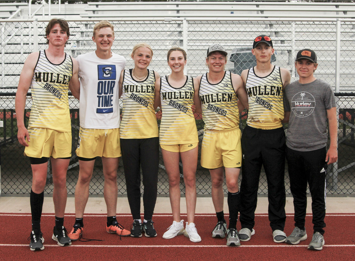 State Track qualifiers, l-r: Chase Gracey, Clayton Moore, Tierston Moore, Peyton Paxton, Justin French, Alex Werner, Kyle Finney. See the District story for full results. Carolee Brown