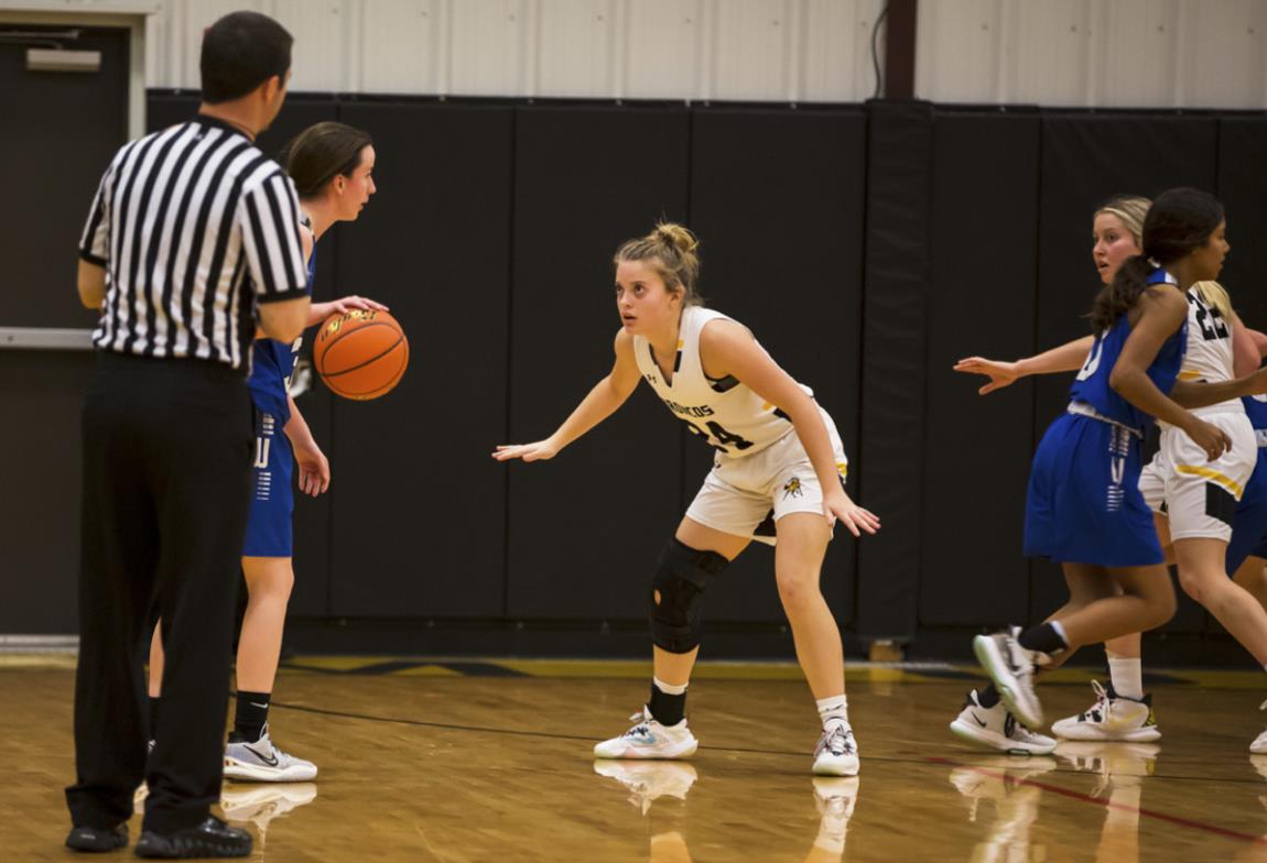 Lauren Schoonveld on defense last week against Wallace. Megan Andersen