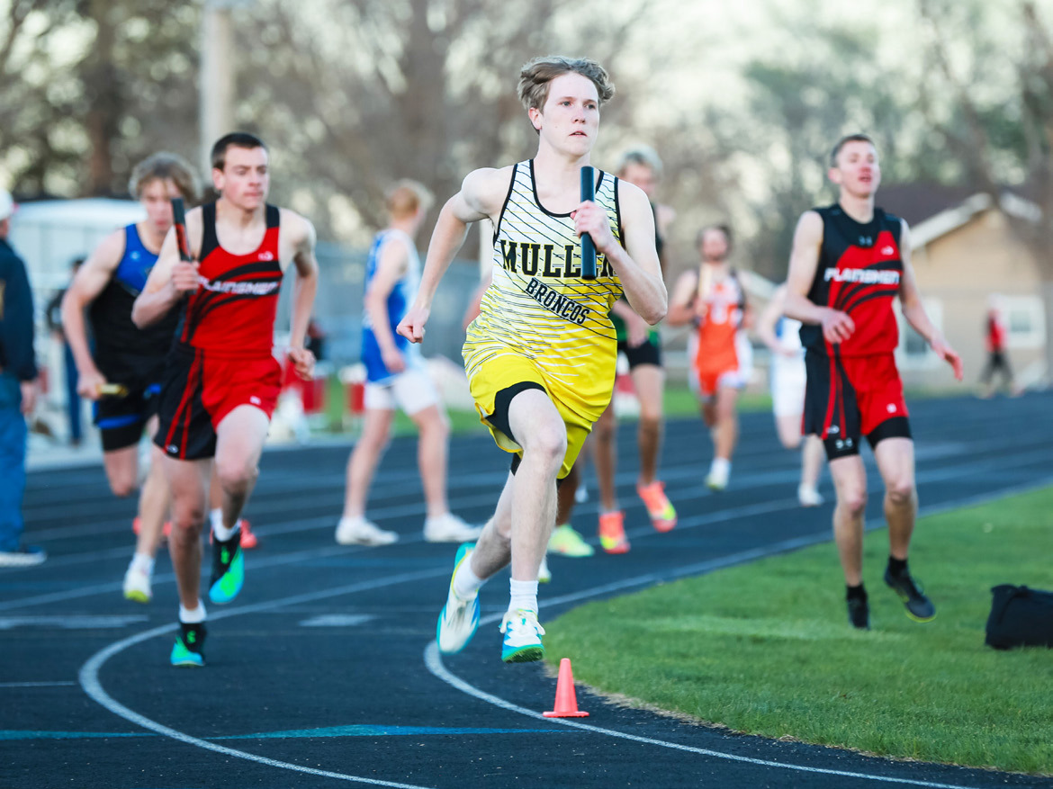 Freshman Brandon Hardin running his leg of the 4x400 at the Best of the Midwest meet last Tuesday. Megan Andersen