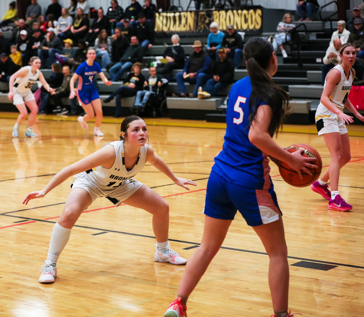 Kalli Licking gets low to press Medicine Valley last Saturday. Megan Andersen