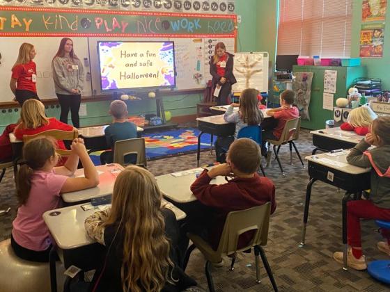 The Mullen High School National Honor Society members visited the Mullen Elementary classrooms on Oct. 26 for Red Ribbon Week. The students were invited to wear red that day. The Red Ribbon Campaign is the largest drug-abuse prevention campaign in the United States.