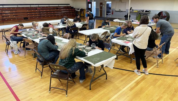 MHS Art Club hosts MNAC Art Workshop