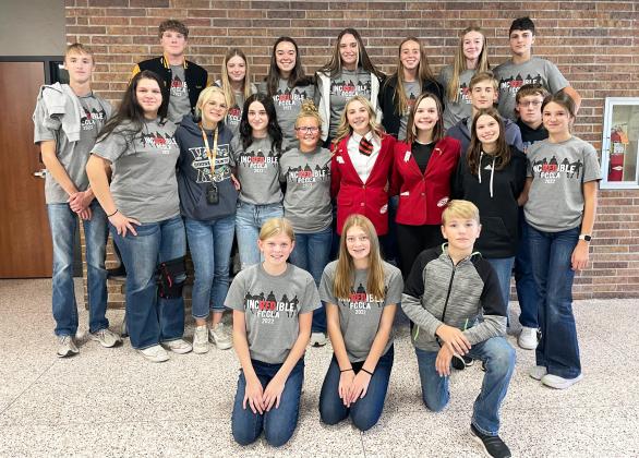 FCCLA members attending District Leadership Conference, back l-r: Ethan Hardin, Erika Massey, Mercedes Garner, Jadyn Andersen, Harper Andersen, Samantha Cheever, Jaylon Forsen. Middle: Alex Moore, Mia Flores-Green, Tierston Moore, Fayth Brown, Riley Hegland, Peyton Paxton, Ashlyn Simonson, Alex Werner, Brooke Williams, Daniel Wright, Ady Hampton. Front: Chloe Newman, Lola Wingebach, Colby Kessler. Kelli Walz