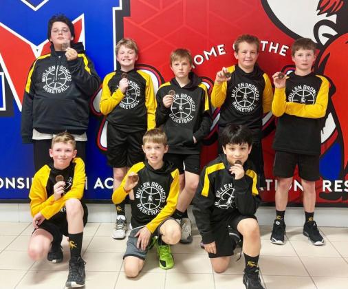 The 5th grade boys placed 3rd in the 5th/6th grade division. Back, l-r: Hunter Gray, Jackson Newman, Gus Wingebach, Caleb Deibler, Cylas Dent. Front: Duke Miller, Kyler Marsh, Lorenzo Gonzalez.