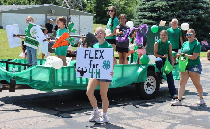 Country Clovers 4-H Club - 1st in Youth Organizations.