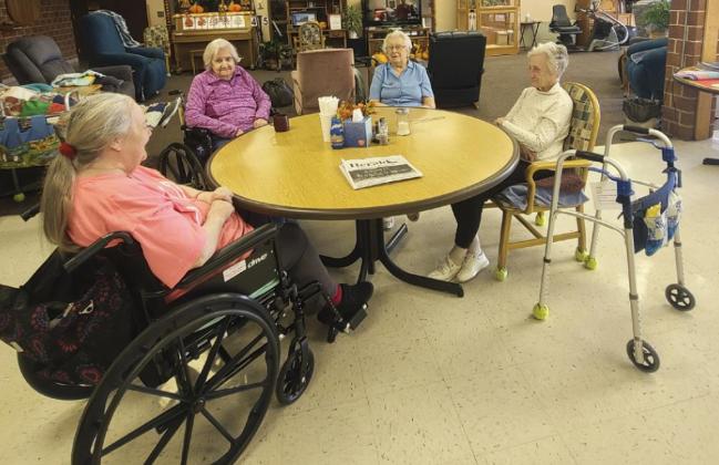 Current events with, l-r: Ann Connell, Marty Boyer, Nadene Andersen and Wanda Mackley.