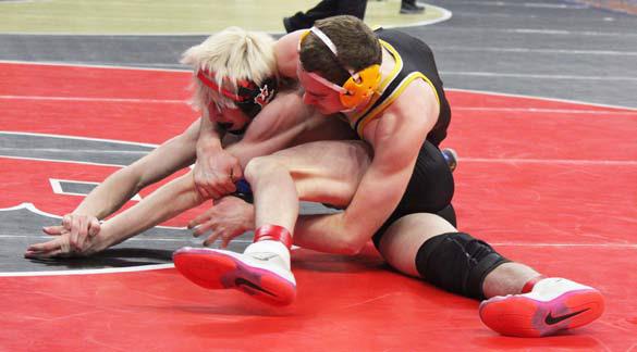 Jason Kraus competing at 157.