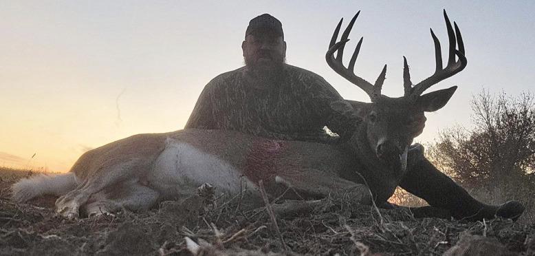 TJ, Danielle, Morgan and Donna Harding harvested these deer this year in Frontier County - TJ (archery).