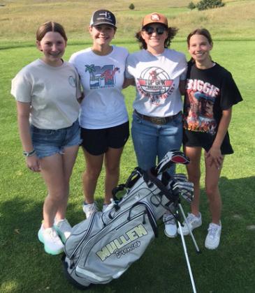 Girls Golf, l-r: Hope Miller, Ashlyn Simonson, Corynn Corbin, Brooke Williams. Bo Cribelli