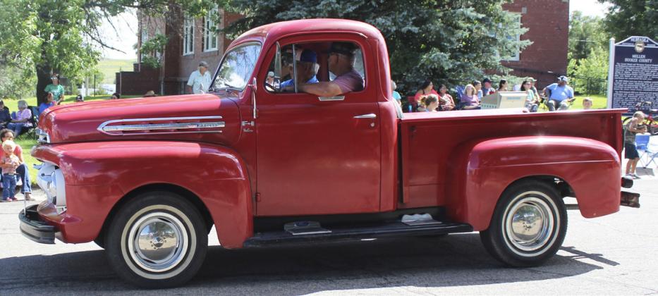 Jim O’Brien - 3rd place in Old Cars.
