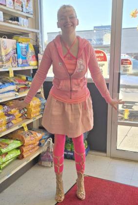 Mandi Stasch at Macke’s Grocery. Cassandra Gray