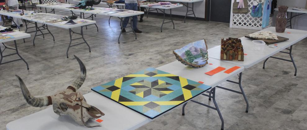 Items selected by the judges to be voted on for People’s Choice are pictured l-r: Charlotte Hoatson, Kyle Hoyt, Jennifer Rice, Karen Happ, Brooke McIntosh and Izzy Hoyt. Gerri Peterson
