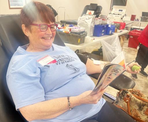Connie Broweleit came prepared for her blood donation with a Reader’s Digest! Gerri Peterson