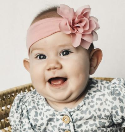 Katherine Evelyn, 6-24. Parents: Greg &amp;amp; Renee Vinton. Grandparents: George &amp;amp; Lori Vinton, Stuart &amp;amp; Joni Schlatz.