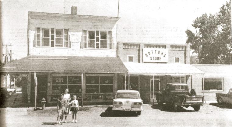 This photo of downtown Mullen in the late 1950s, courtesy of Lois Whitaker, ran in the Dec. 3, 1998, issue of the Tribune.