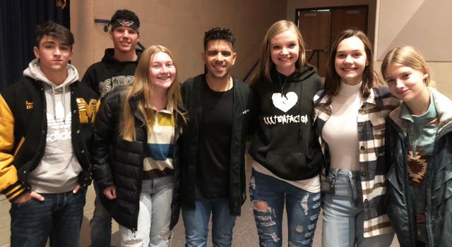 L-r: Jeffery Forsen, Chase Rundback, Samantha Cheever, singer Edgar René, Kierstin Pike, Ashlyn Simonson, Erika Massey.