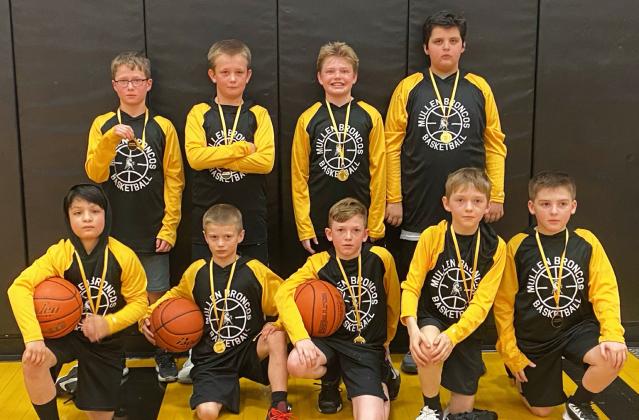 3rd/4th grade boys champions, also going 6-0, back l-r: Cylas Dent, Caleb Deibler, Jackson Newman, Hunter Gray. Front: Lorenzo Gonzalez, Ryden Ourada, Duke Miller, Kyler Marsh, Zach Hicks. Katie Dent