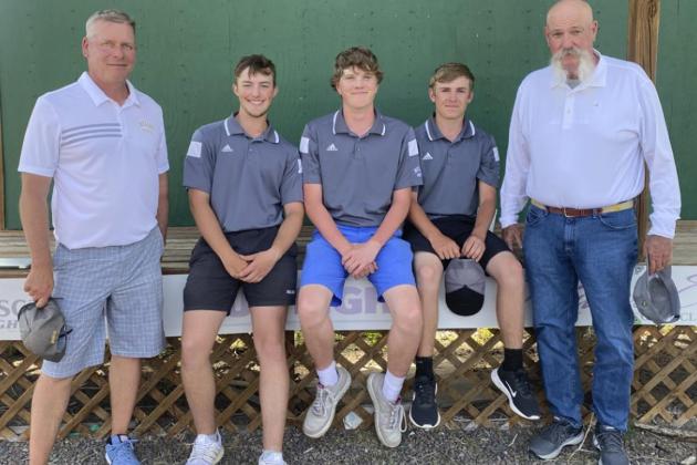 The Broncos finished their golf season at the District D-4 meet in North Platte on Monday, May 16. Pictured l-r: Coach Clint Svoboda, Brady Oltmer, Ethan Hardin, Kyle Finney, Coach Mike Brown. Lori Finney