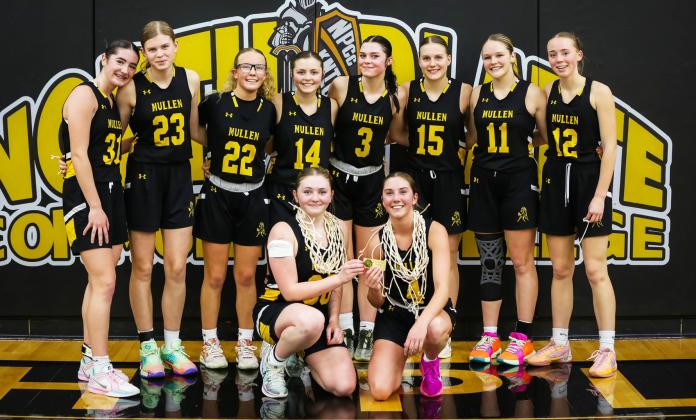 MNAC Champions, back l-r: Jenna Donohoe, Chloe Newman, Riley Hegland, Kalli Licking, Georgia Wingebach, Brynne McCully, Emerson Thorberg, Harper Andersen. Front: Hayley Donohoe, Peyton Paxton. Megan Andersen