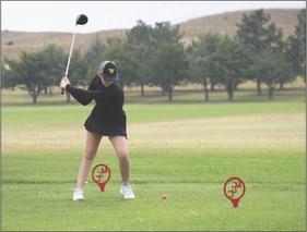 Girls golf team competes in Valentine, Bridgeport