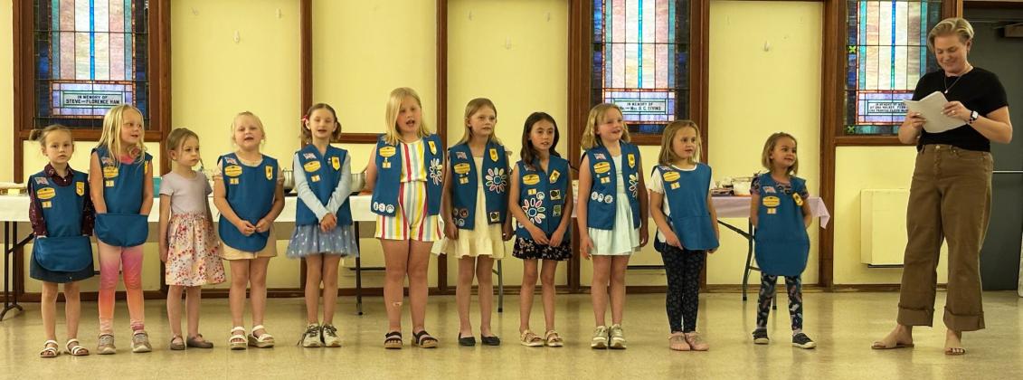 The Mullen Girl Scouts held their annual Mother/Daughter Salad Supper on Monday, April 13 at the Methodist Church. The Girl Scouts will be short a leader next year, if you are interested in volunteering, please contact Sooky Marks or Roxann Brown. Pictured above are the Daisy Girl Scouts, l-r: Stevie Johnson, Harper Barnes, Ruby Barney, Violet Stichka, Ryhme Pettit, Harper Myers, Brystol Call, Addison Mundorf, Ryann Walz, Doris Boland, Josey Boland, leader Emily Brown. Gerri Peterson