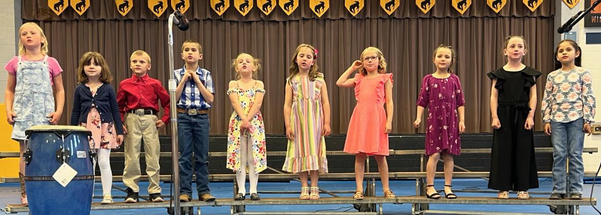 First grade, l-r: Danielle Peterson, Nora Pohot, Trent Cox, Tru Mundorf, Eve Ericksen, Aislynn Connealy, Fallon Lee, Ellie Licking, Dailie Dent, Abigail Gonzalez.