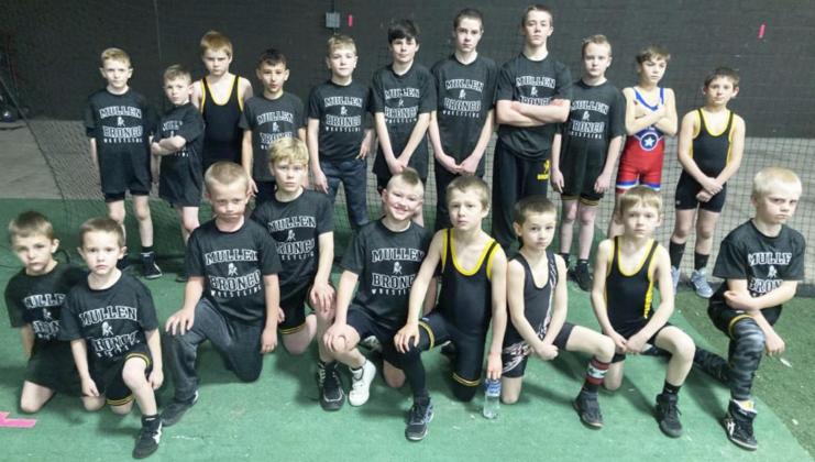 Back, l-r: Oakes Miller, Duke Miller, Justin Kraus, Gunner Brown, Colby Kessler, Cian Connealy, Jason Kraus, Cooper Walker, Hayden Morrison, Bo Pettit, Colin Connealy. Front: Jaxyn Evans, Holt Morrison, Caleb Deibler, Cody Walker, Staylor Bain, Cylas Dent, Tuff Pettit, Kyler Marsh, Jedd Kraus. Steven Dent