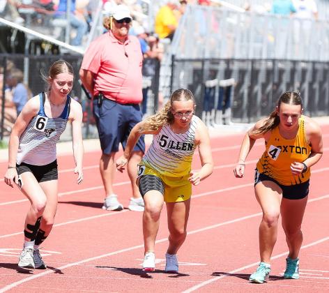 12 Mullen Broncos are State Track bound!