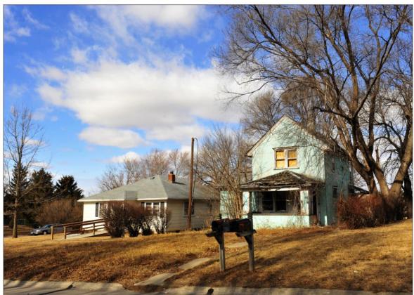 These older homes in Albion can be found in every community in the state. Nearly half of the state’s housing stock was built prior to 1970, and the share of older homes skyrockets in Nebraska’s smaller cities and small towns. Darin Epperly/Flatwater Free Press