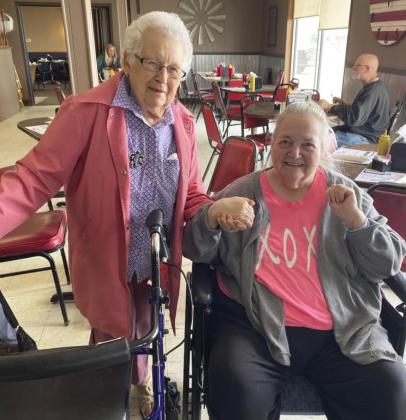 We took a joy ride to go see Nadene Andersen in Broken Bow. We went out for lunch and visited. Thank you Jeannette Naillon and Lori Call for this wonderful idea!