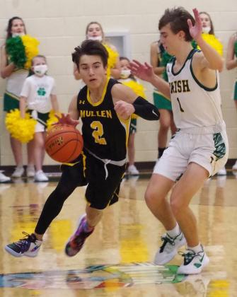 Trevor Kuncl drives around an Irish defender last Tuesday. Barb McIntosh