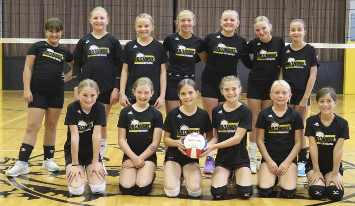 The Mullen youth volleyball season started on Sunday, Sept. 13 with the teams scrimmaging themselves at the Lariat. The 5th-6th grade team is pictured back, l-r: Zandra Hebbert, Tatum Deibler, Sadie Hoyt, Emri Dent, Ella Walz, Elle Gracey, Lillian Ericksen. Front: Avery Vinton, Marki Finney, Abbigail Mundorf, Clara Seeley, Daryl Deibler, Avery Pollard. Gerri Peterson