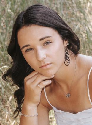 Izabella Brown