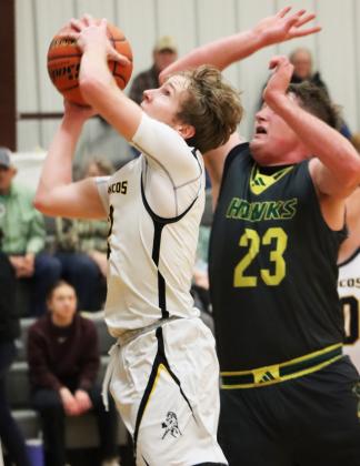 Brandon Hardin goes up for a shot against Hay Springs. Sue Licking