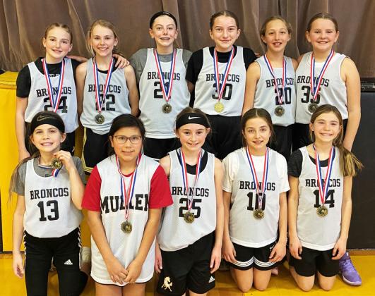 The 5th/6th grade girls team then competed at the Lariat in the afternoon, also winning their division. Pictured back, l-r: Elle Gracey, Ayden Lee, Kendall Phipps, Parker Vinton, Emri Dent, Ella Walz. Front: Abbigail Mundorf, Natalee Walker, Avery Vinton, Lillian Ericksen, Clara Seeley.