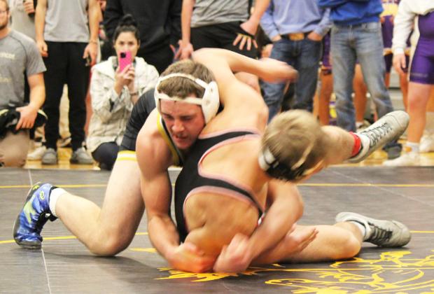Jason Kraus placed 2nd to start his sophomore season. Kris Forsen