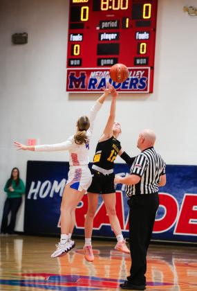 Harper Andersen at the tipoff in Medicine Valley.