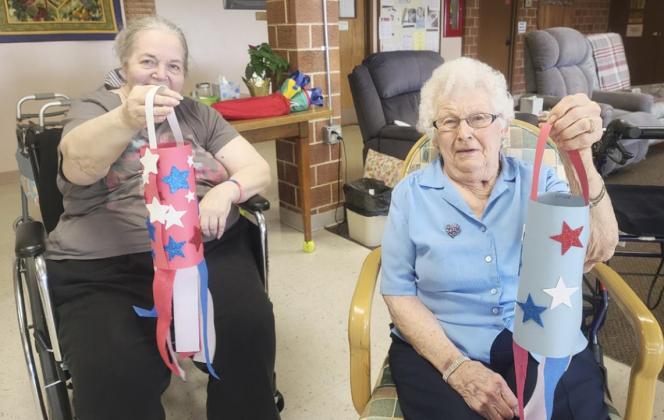 Ann Connell (left) and Nadene Andersen with our finished craft project.