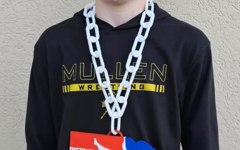 10 Mullen youth wrestlers qualify for state