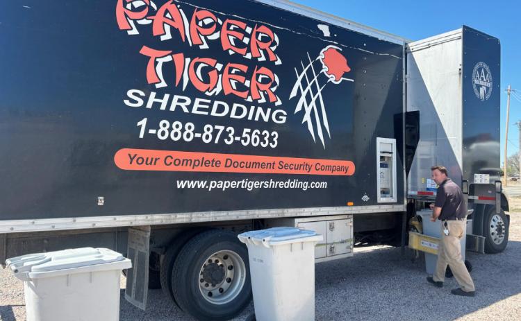 The free Community Shred Day was a success on Saturday, May 2. Thank you to the Mullen Commercial Club for sponsoring the event. Gerri Peterson